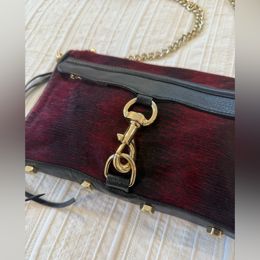 Rebecca Minkoff Mini Mac Crossbody Chain Handbag in Crimson - Picture 2 of 10
